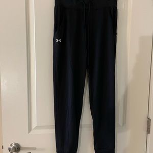Women's Under Armour Fleece Pants.